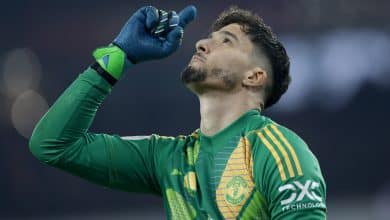 Goleiro do United vai de ridicularizado por falhas a &lsquo;her&oacute;i&rsquo; em menos de um m&ecirc;s