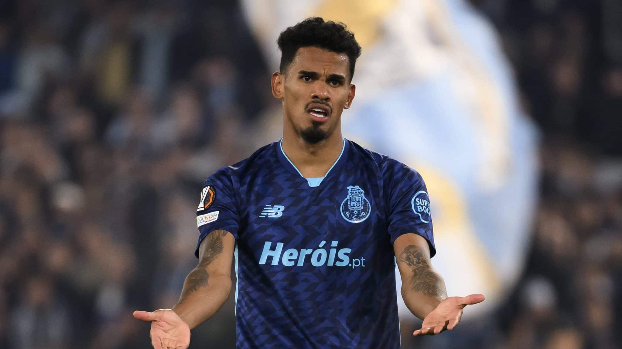 Ida de Galeno &agrave; Ar&aacute;bia Saudita por R$ 305 milh&otilde;es pode liberar alvo do Corinthians