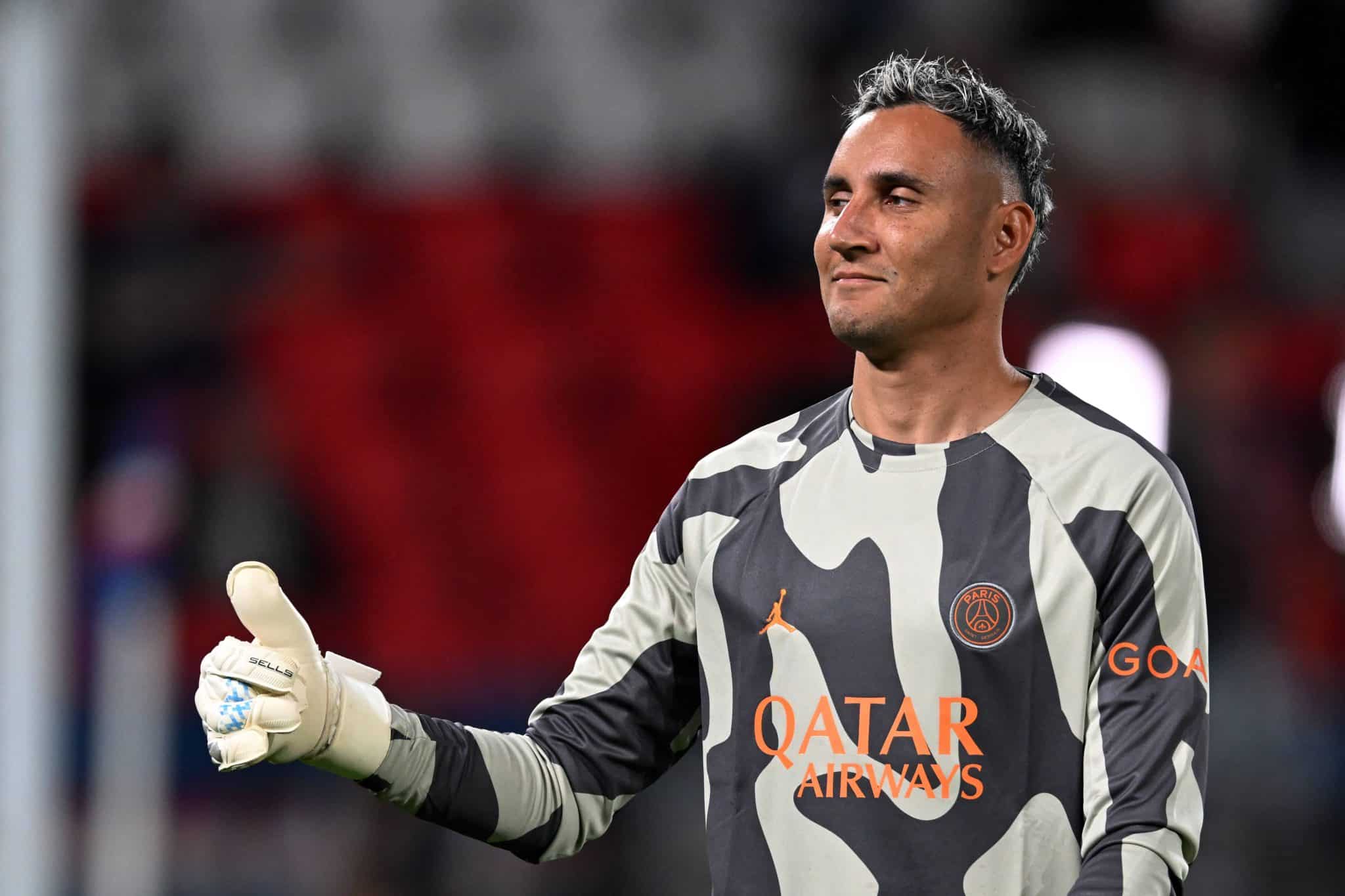 Navas est&aacute; livre no mercado desde o fim da temporada passada, quando deixou o PSG