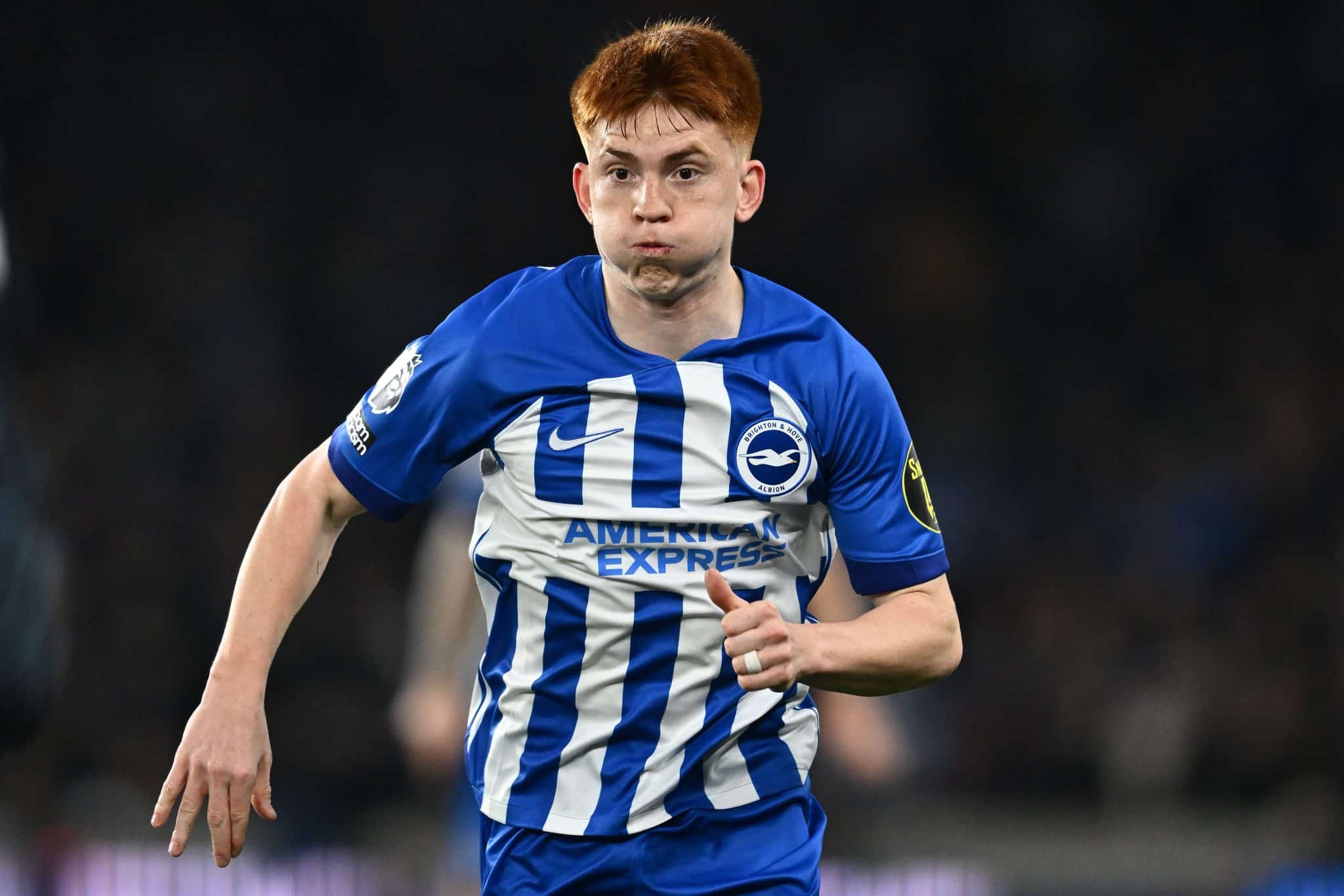 Valent&iacute;n Barco em a&ccedil;&atilde;o pelo Chelsea 