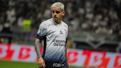 Bastidores: Sa&iacute;da de Fagner foi &lsquo;derrota pol&iacute;tica&rsquo; para o Corinthians, mas inevit&aacute;vel