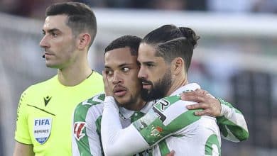 Vitor Roque perde gol inacredit&aacute;vel e ex-Real Madrid salva o Betis