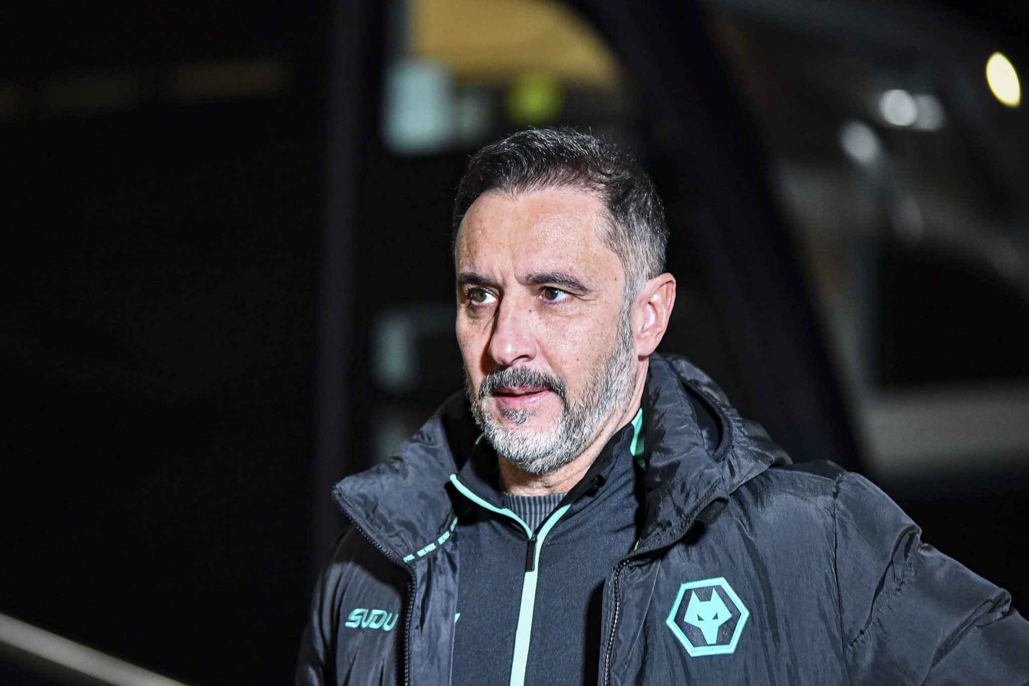 1&ordf; derrota de V&iacute;tor Pereira na Premier League justifica bem a&ccedil;&atilde;o dos Wolves na janela