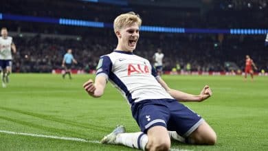 Sondagem de dois rivais a joia do Tottenham deixa clube em alerta