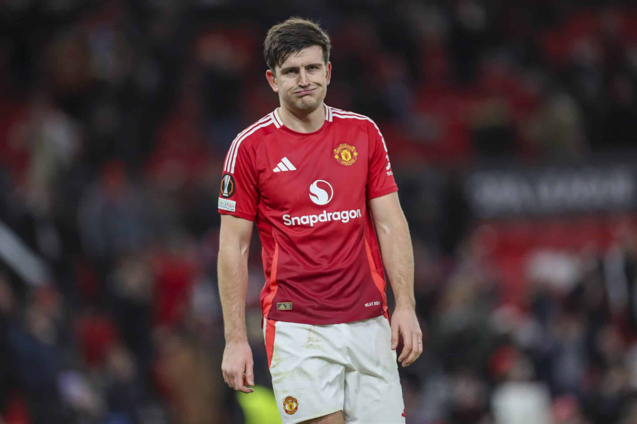 Maguire quase foi vil&atilde;o em Manchester United x Rangers 