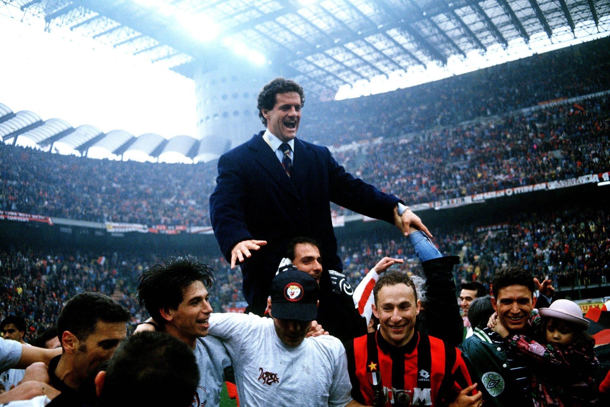 Fabio Capello treinou o Milan campe&atilde;o da Serie A 1993/94