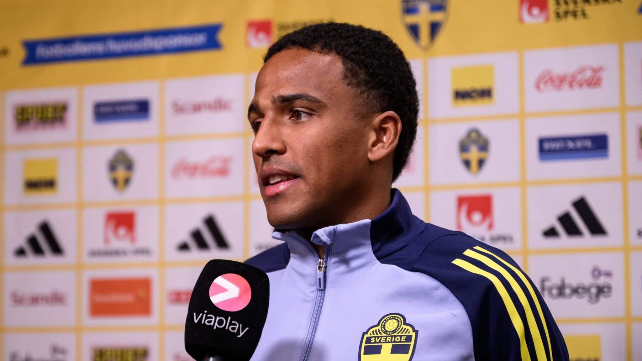 In&iacute;cio de um leil&atilde;o? Santos entra na briga com o Gr&ecirc;mio por atacante sueco