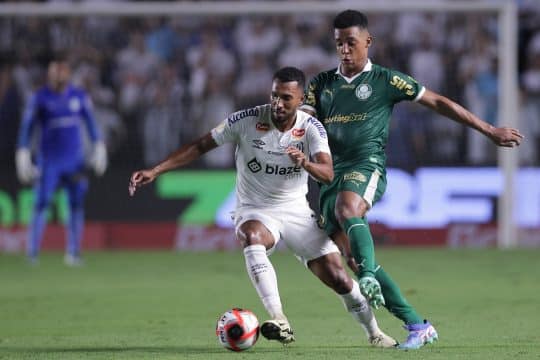 Santos se entrega contra o Palmeiras, mas in&iacute;cio de temporada pesa e cobra caro