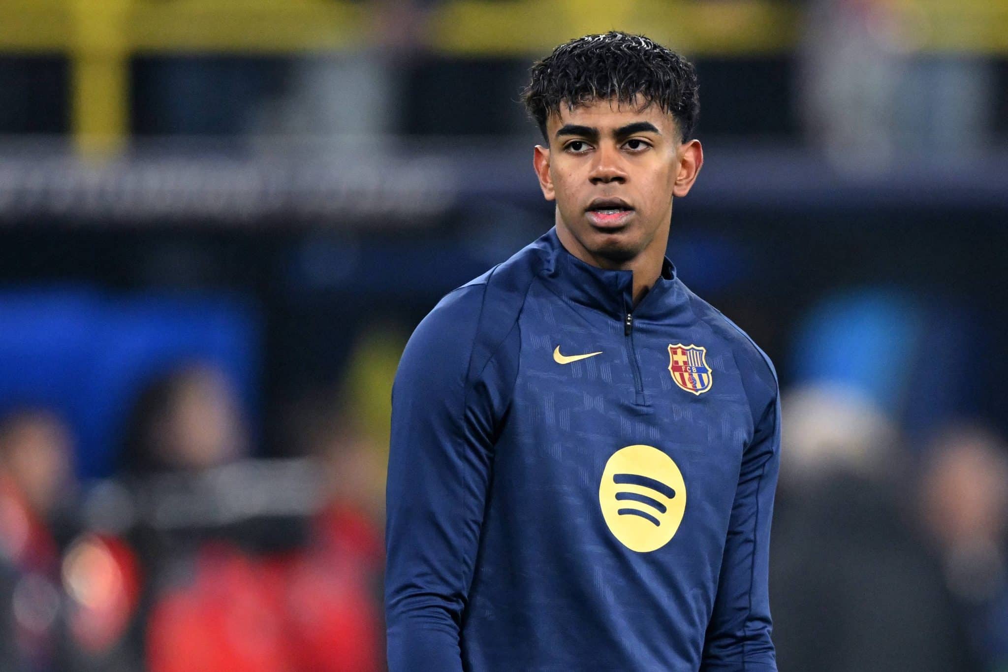 Lamine Yamal antes de jogo do Barcelona