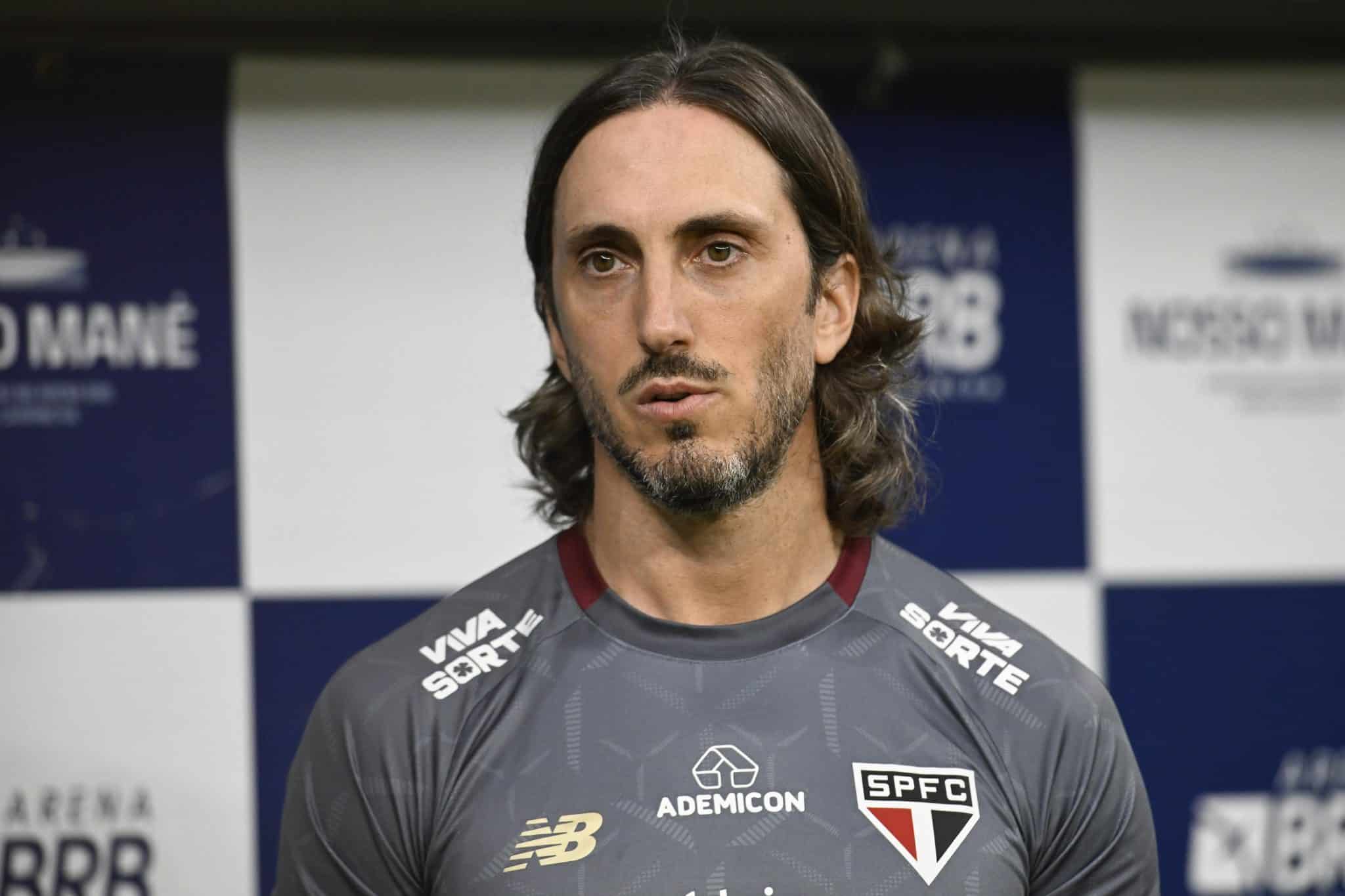 S&atilde;o Paulo desperdi&ccedil;ou Paulist&atilde;o e chegar&aacute; ao Brasileir&atilde;o sob d&uacute;vidas e com garotos arquivados