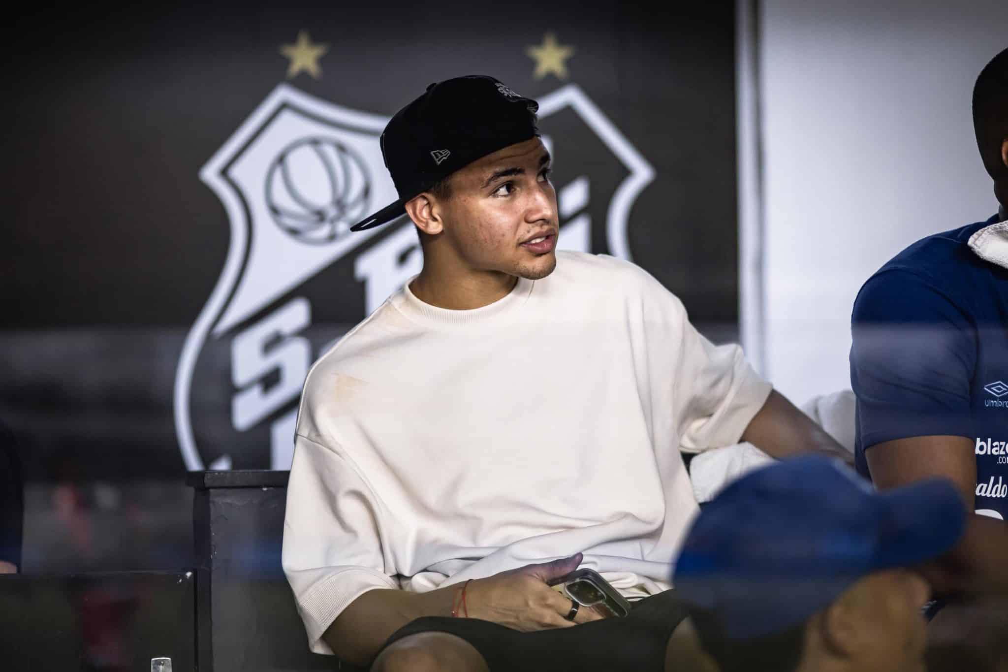 Deivid Washington na Vila 