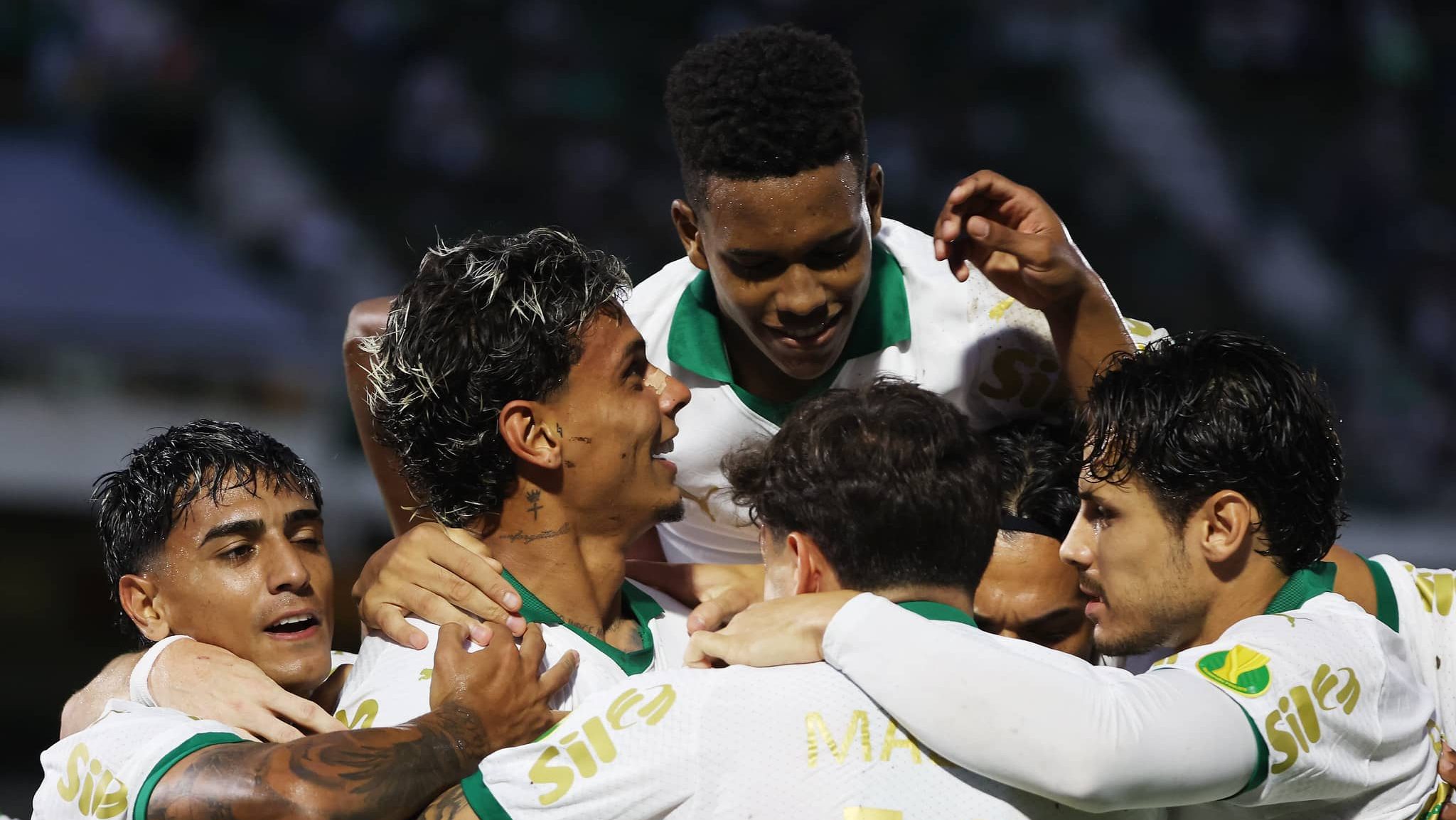Como funcionou (bem) o Palmeiras sem um 9, inventado por Abel contra o Guarani