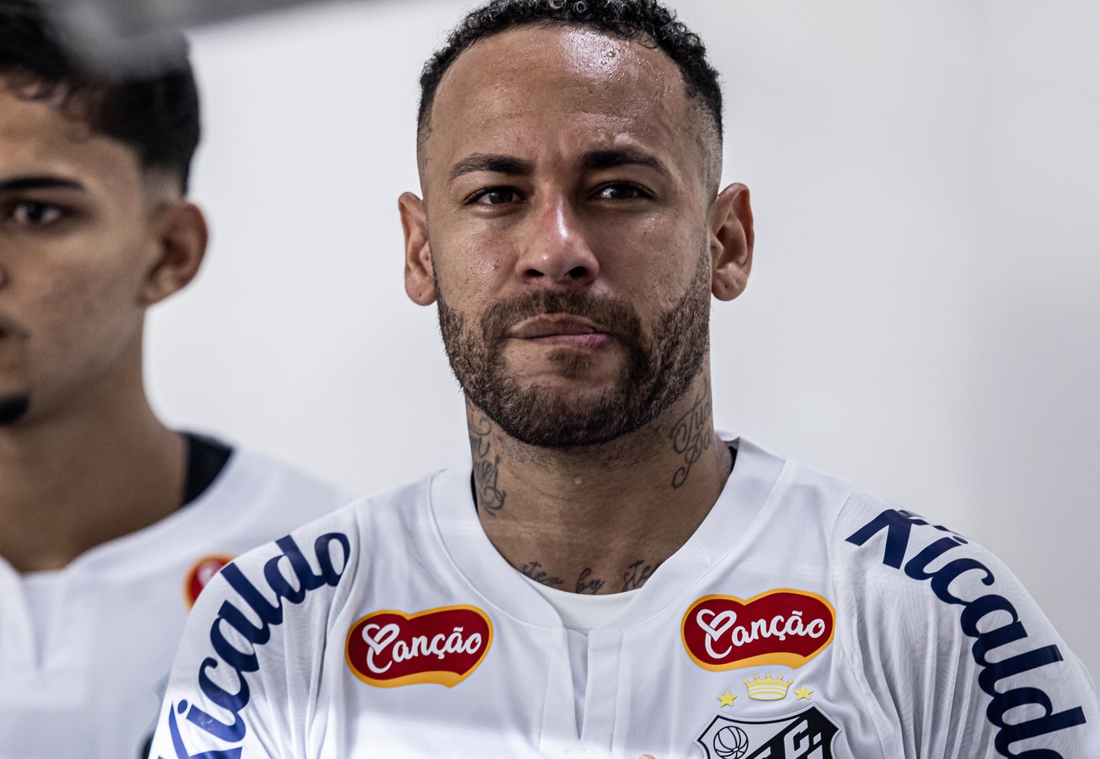Camisa usada por Neymar na reestreia pelo Santos vai a leil&atilde;o; veja valor do lance inicial