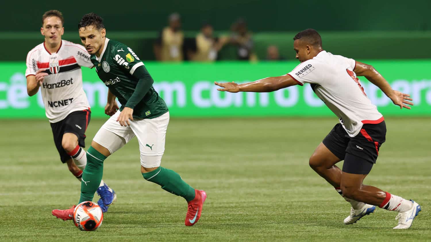 (Foto: Cesar Greco/Palmeiras/by Canon)