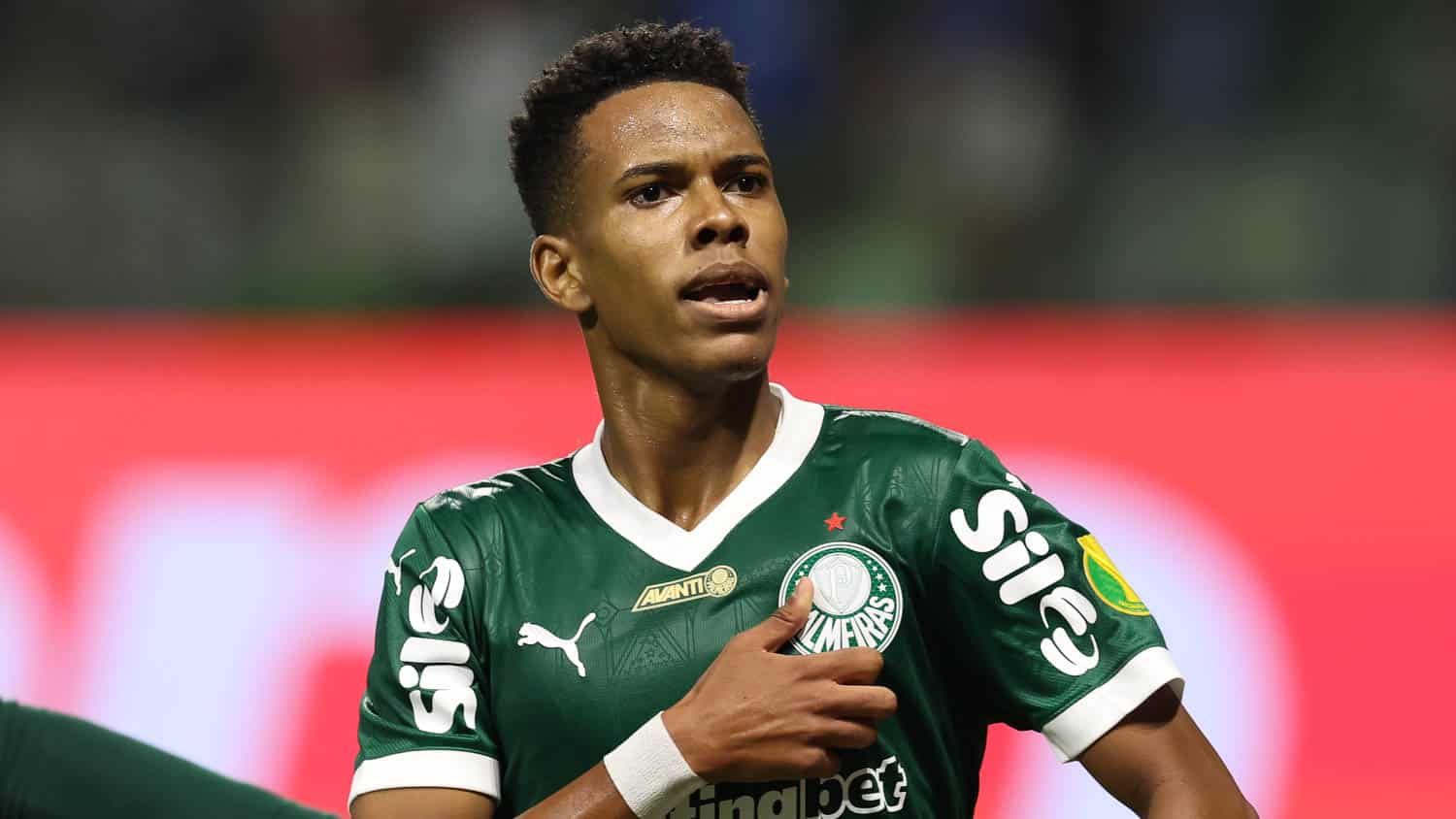 Palmeiras se mant&eacute;m vivo com vit&oacute;ria &lsquo;inesperada&rsquo; que evitou clima melanc&oacute;lico