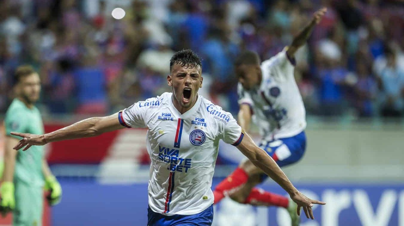 Bahia avan&ccedil;a na Libertadores com reden&ccedil;&atilde;o de Ademir e brilho de contrata&ccedil;&atilde;o recorde