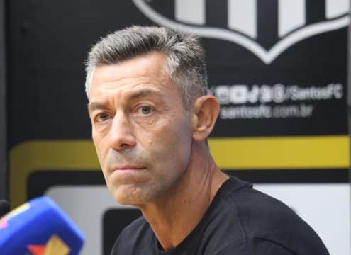 Caixinha diz que Santos pode ter mais um refor&ccedil;o al&eacute;m de Deivid Washington e Thiago Maia