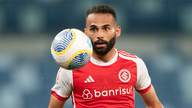 Thiago Maia quer jogar com Neymar, mas Santos precisa chegar a &lsquo;n&uacute;mero m&aacute;gico&rsquo;