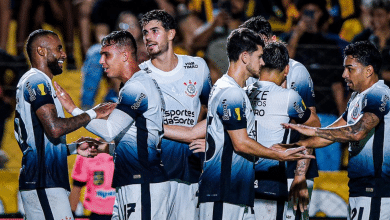Mesmo com vitória do Corinthians, testes de Ramón Díaz não passam de ano
