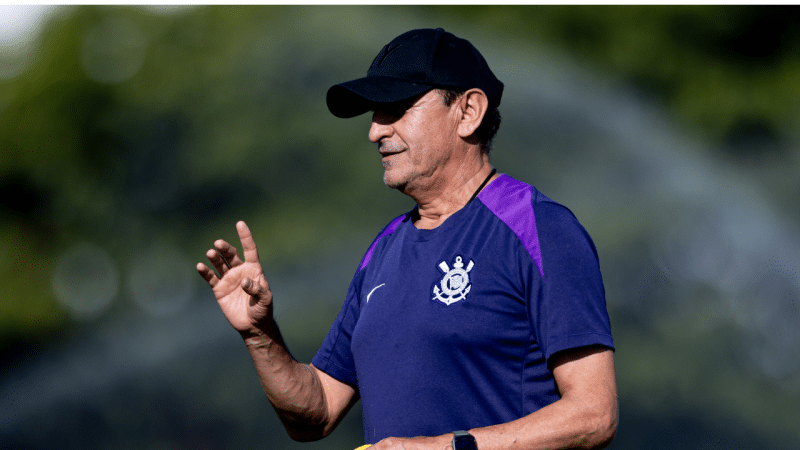 Ramón fica entre Corinthians do novo e velho testamento para evitar vexame na Libertadores