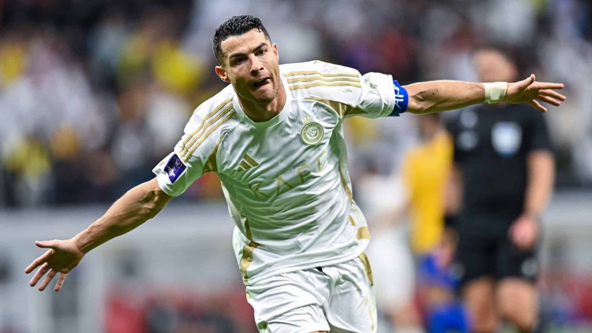 Cristiano Ronaldo vai receber uma fortuna para continuar na Ar&aacute;bia Saudita (Foto: Icon Sport)