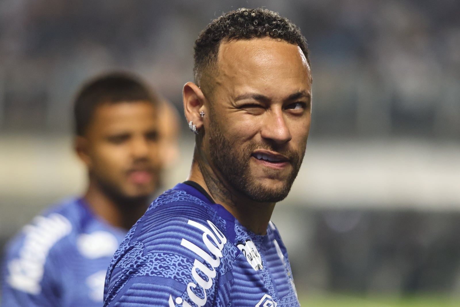 Ap&oacute;s volta de Neymar, clube do interior cancela promo&ccedil;&atilde;o de ingressos para jogo com o Santos