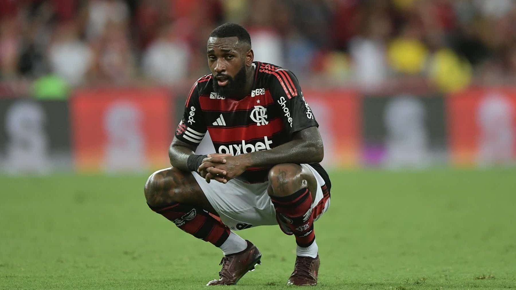 Por que clar&atilde;o na arquibancada do Maracan&atilde; deu o que falar na goleada do Flamengo