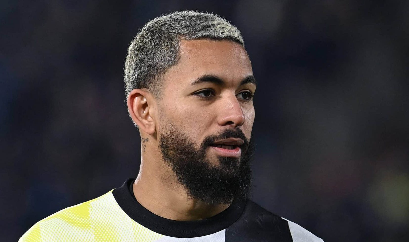 &lsquo;Inutilidade extraordin&aacute;ria&rsquo;: Douglas Luiz &eacute; alvo de cr&iacute;ticas mesmo com vit&oacute;ria da Juventus