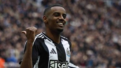 Alvo de Arsenal, Liverpool e Barcelona, Isak deixa pista sobre seu futuro no Newcastle