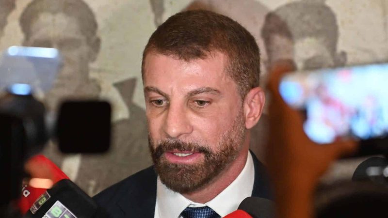 Por que Vasco optou por encarar Flamengo no ‘tapetinho’? Presidente explica as razões