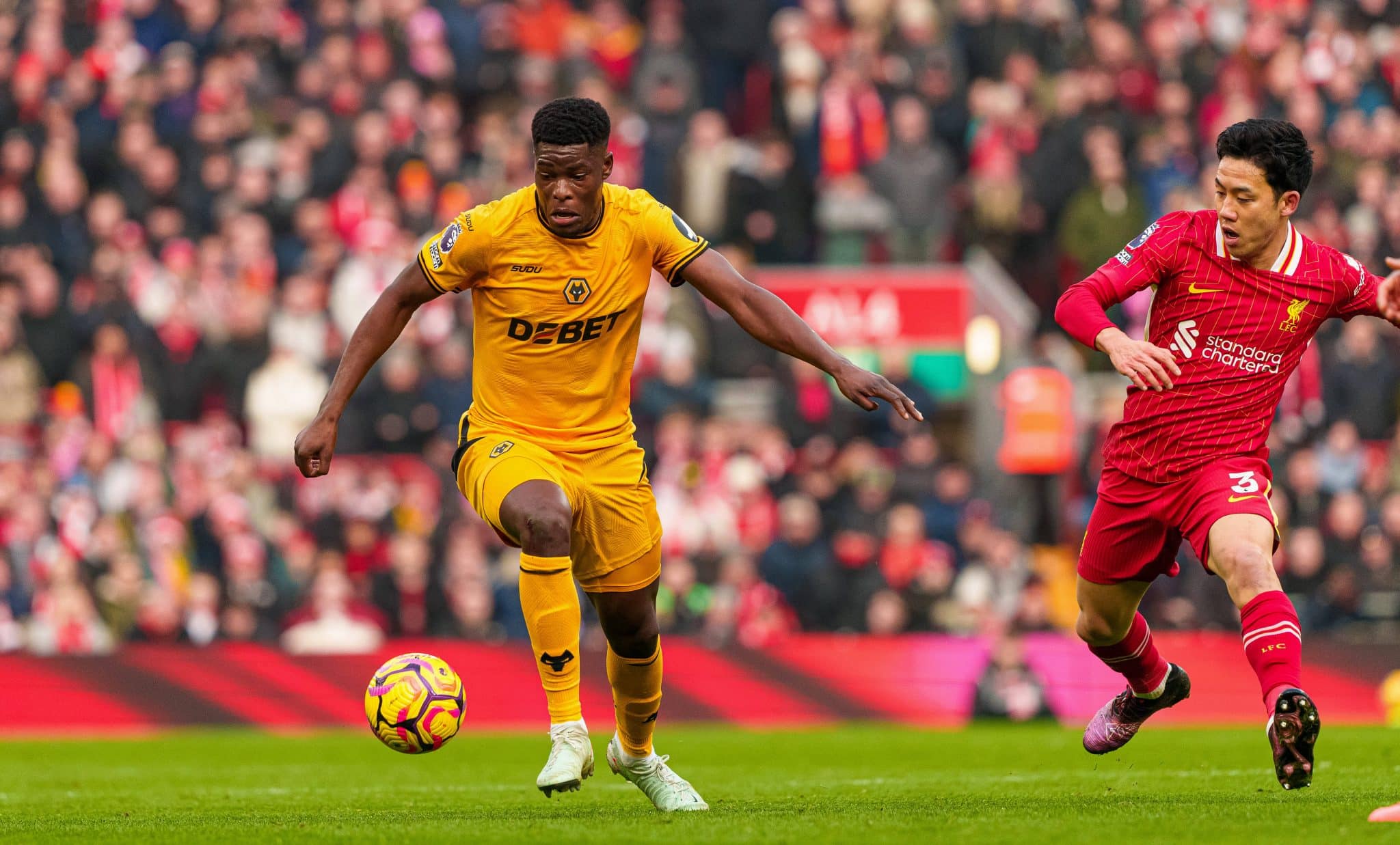 Vitor Pereira reclamou de p&ecirc;nalti em favor do Liverpool entre outros lances na derrota do Wolverhampton na Premier League