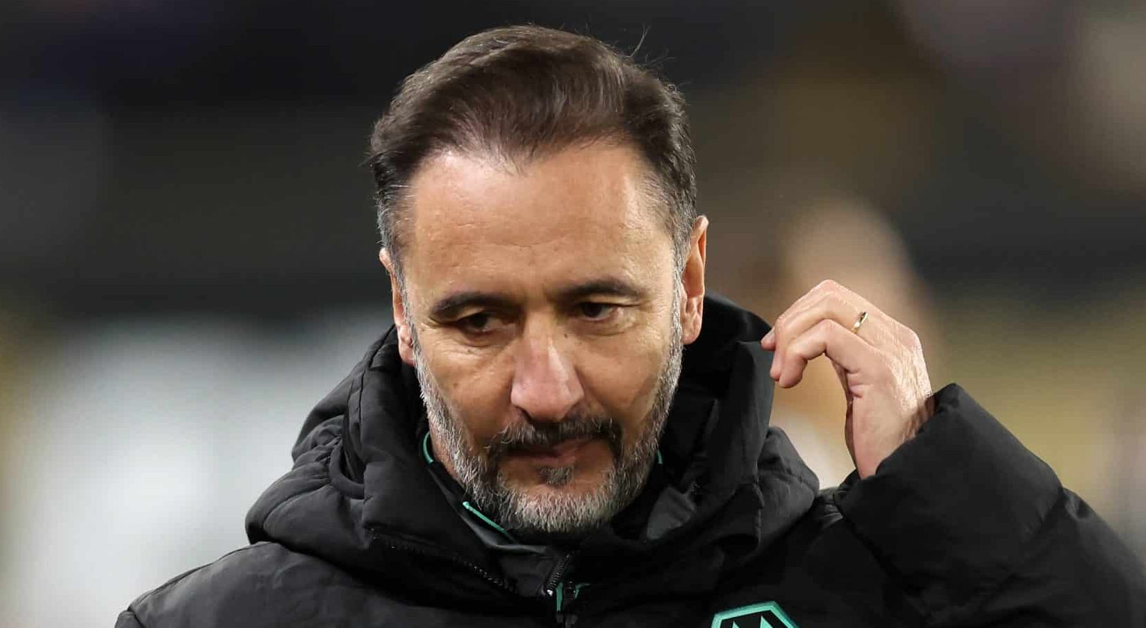 Derrota para o Liverpool pode render puni&ccedil;&atilde;o para Vitor Pereira