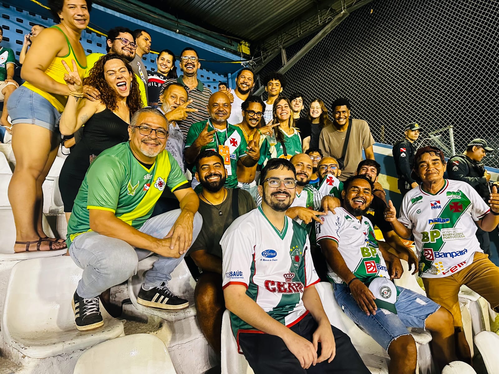 Ação da Tuna Luso levou pessoas trans e travestis de graça para jogo do Paraense (Foto: Ascom/Tuna Luso)