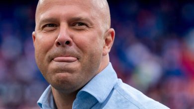 Novo Slot? &Iacute;dolo de Arsenal e Manchester United pode assumir Feyenoord