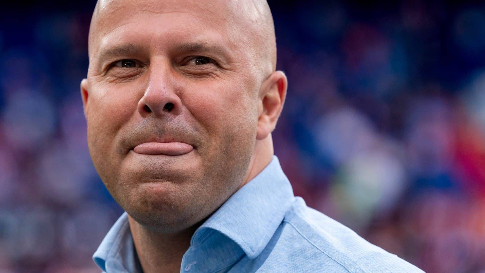 Novo Slot? &Iacute;dolo de Arsenal e Manchester United pode assumir Feyenoord