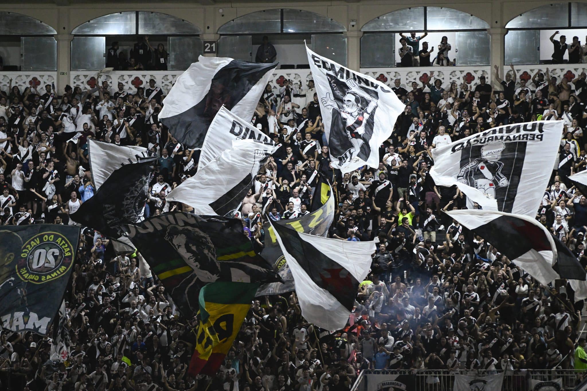Torcida fez campanha para o Vasco mandar cl&aacute;ssico com o Flamengo em S&atilde;o Janu&aacute;rio (Foto: Imago)