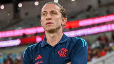 &lsquo;Um fracasso meu&rsquo;: Filipe Lu&iacute;s desabafa sobre sa&iacute;da de jogador do Flamengo