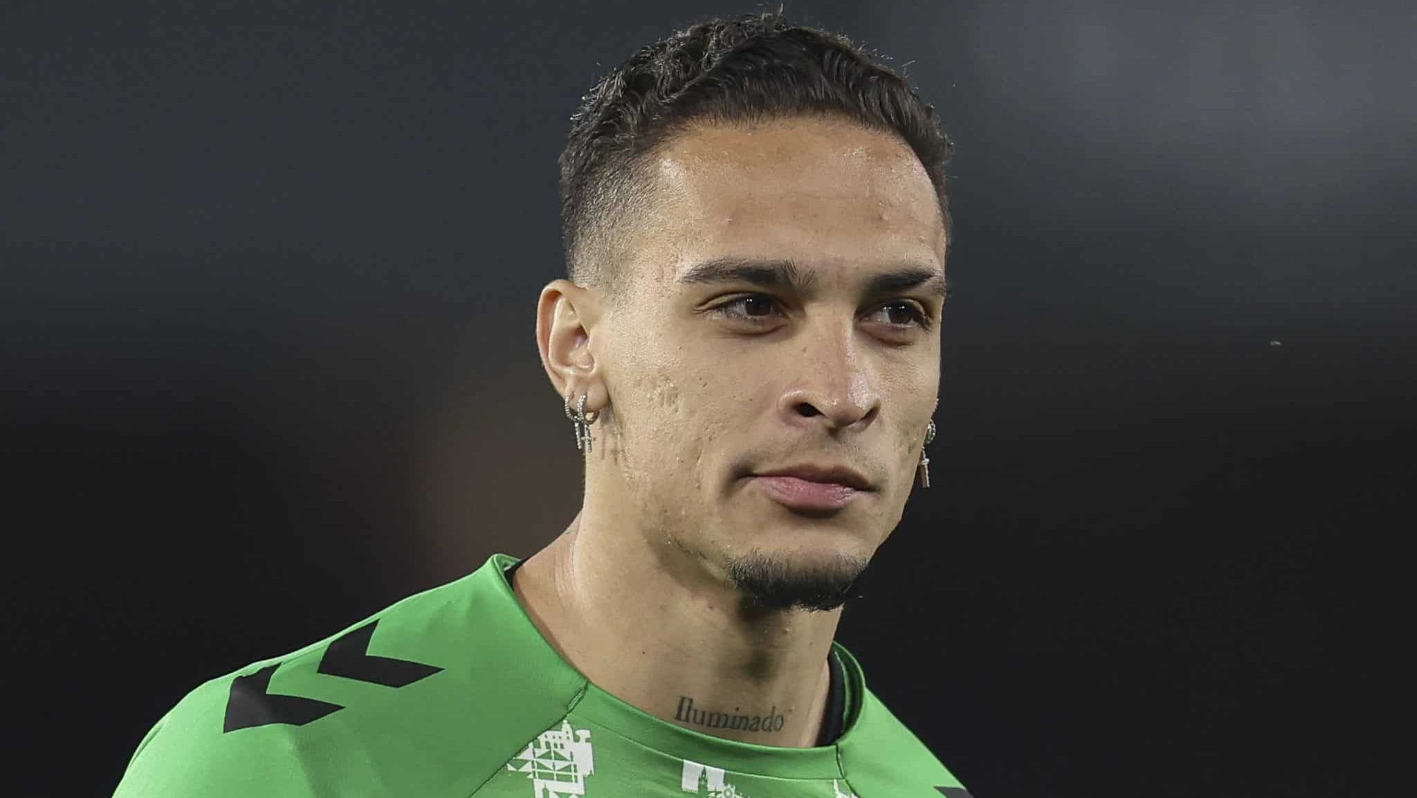 &lsquo;Passei por coisas desagrad&aacute;veis&rsquo;: Antony desabafa em apresenta&ccedil;&atilde;o no Betis