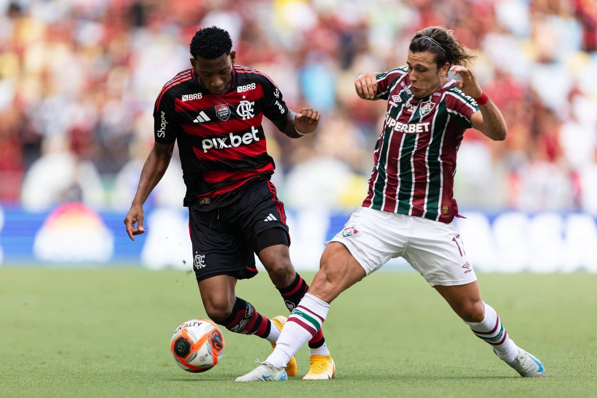 Flamengo e Fluminense ficaram apenas no empate Foto: (Imago)