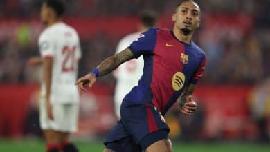 Com novo gola&ccedil;o, Raphinha persegue Salah e p&otilde;e Barcelona de vez na briga por La Liga