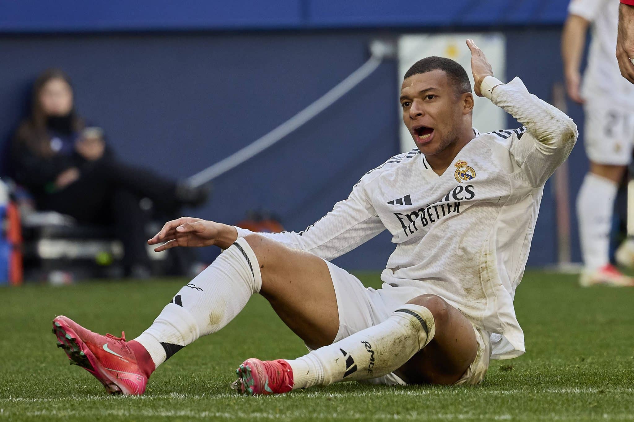 Adaptado, Mbapp&eacute; chega a marca absurda em 2025, mas Real Madrid mant&eacute;m sequ&ecirc;ncia negativa