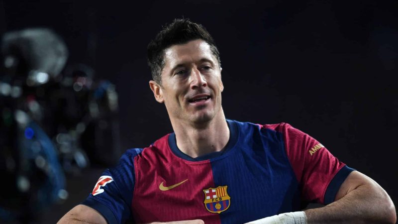 ‘Lewandowski deveria sair do Barcelona agora mesmo e ir para a Arábia Saudita’