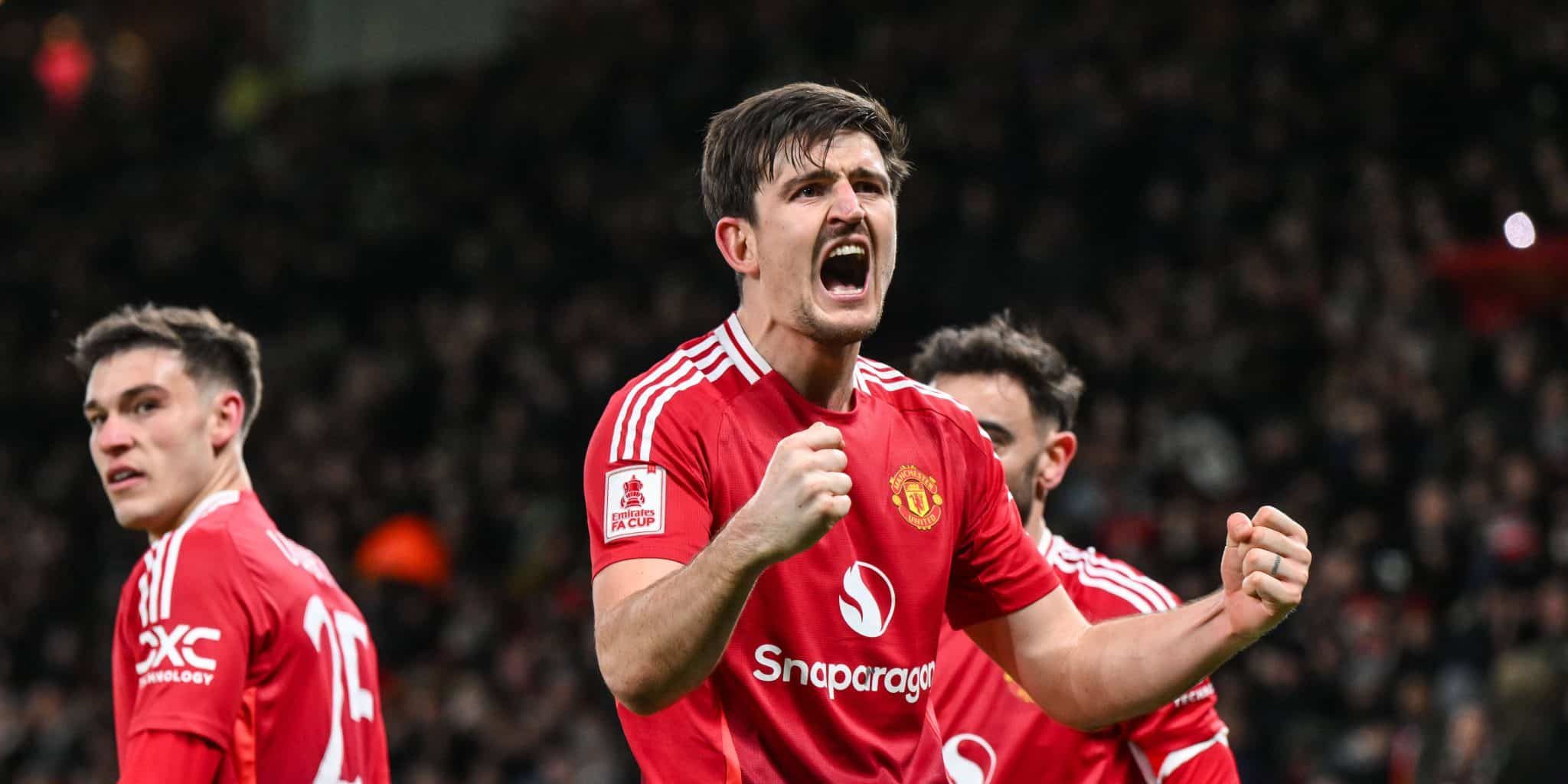 Maguire comemora gol pelo Manchester United