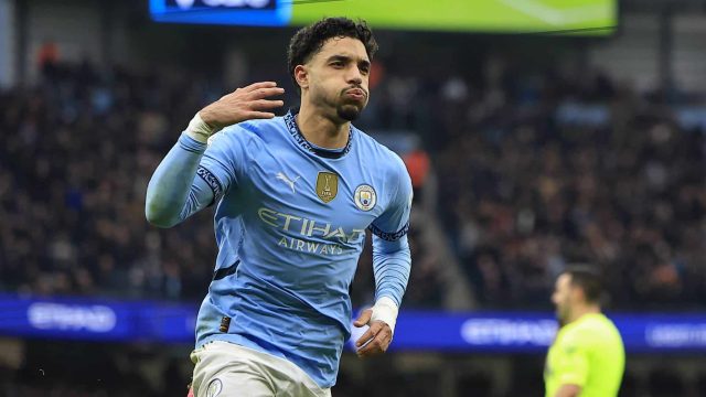 Com recorde de Ederson, Savinho gar&ccedil;om e hat-trick de &lsquo;novo Salah&rsquo;, City estra&ccedil;alha Newcastle