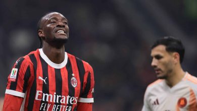 ‘Virou Ronaldo no auge’: Atacante desperta no Milan e empolga contra Roma na Copa da Itália