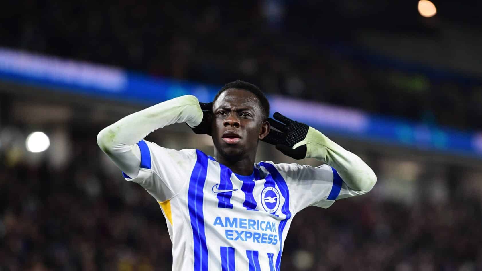 Atacante do Brighton confirma fama de &lsquo;terror&rsquo; do Big Six em vit&oacute;ria sobre o Chelsea