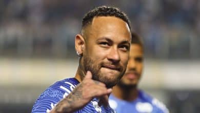Por que Neymar n&atilde;o foi titular em reestreia no Santos? Camisa 10 explica