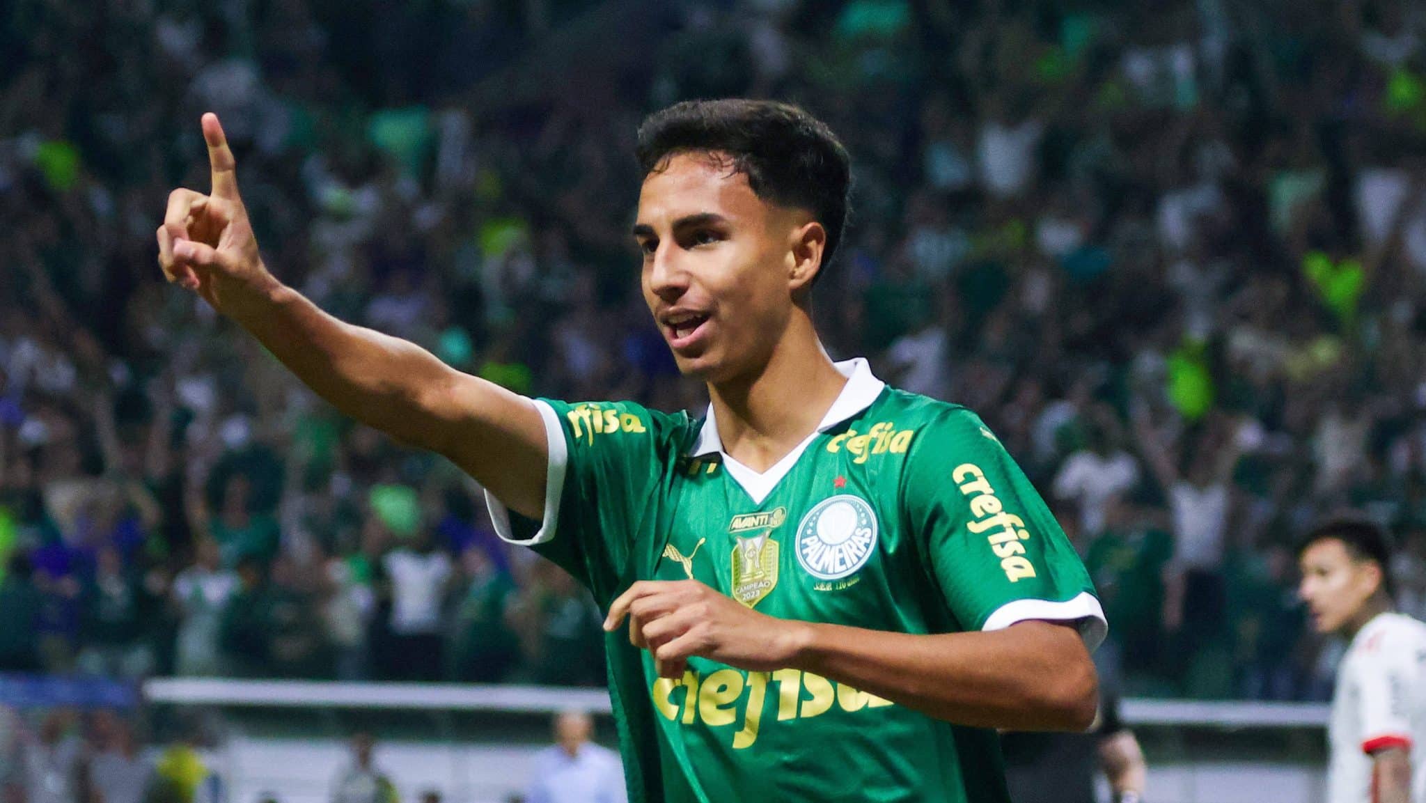 Revela&ccedil;&atilde;o das categorias de base do Palmeiras, Vitor Reis deixou o clube paulista e assinou com o Manchester City (Foto: Imago)