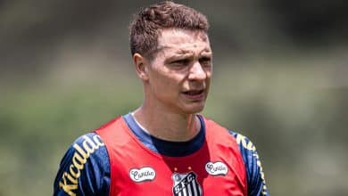 Santos descobriu o que ir&aacute; convencer Furch a trocar de clube