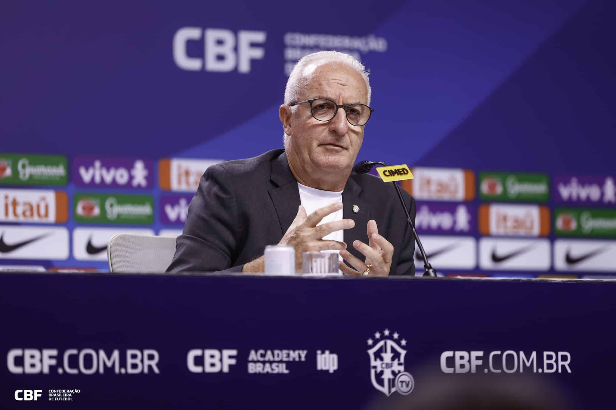 Dorival J&uacute;nior, durante convoca&ccedil;&atilde;o da Sele&ccedil;&atilde;o